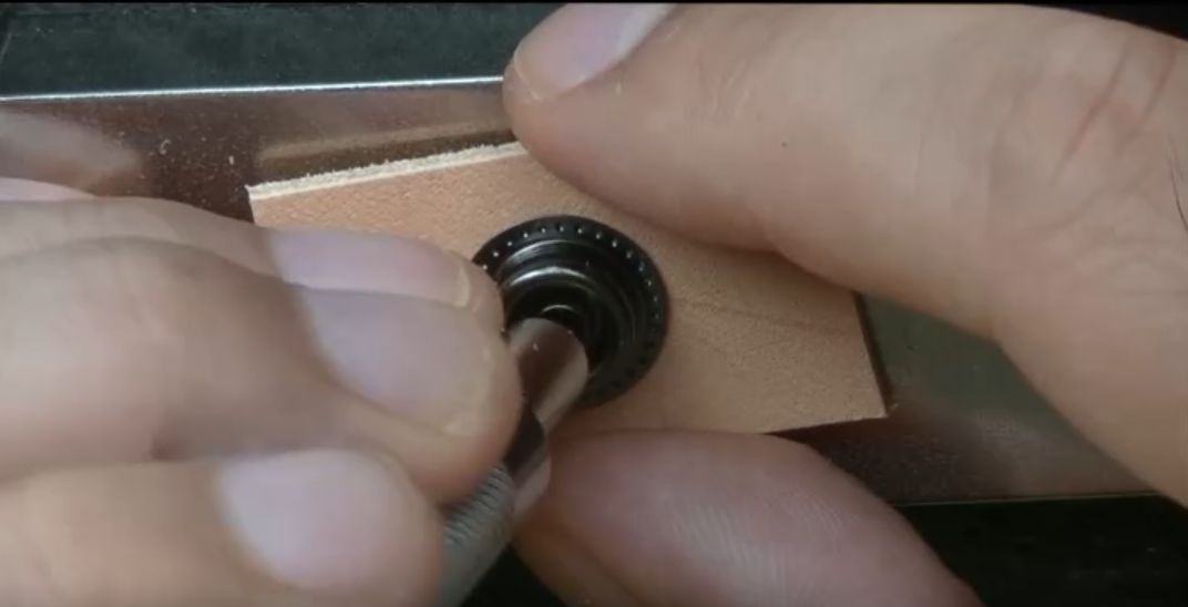 ジャンパーホック打ち