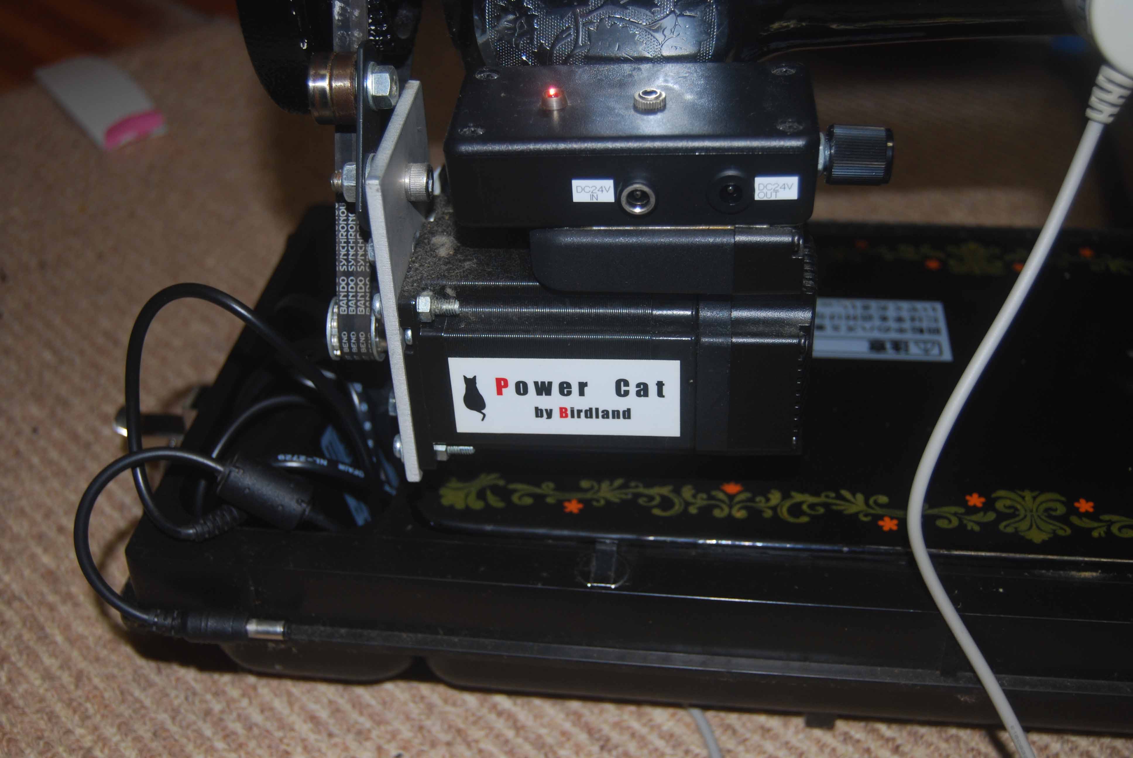 ミシンのモーターパワーキャット設置例