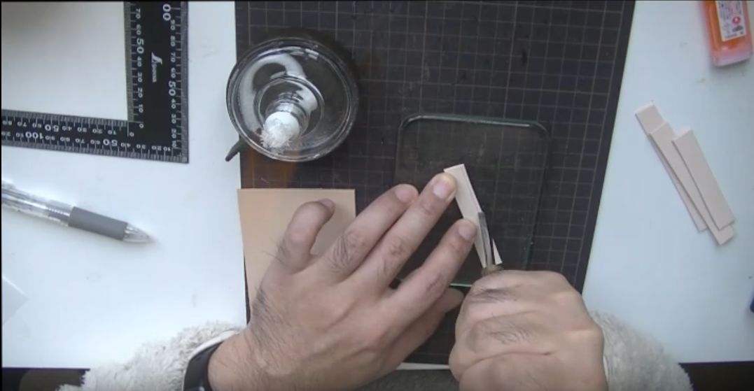 捻を入れている様子