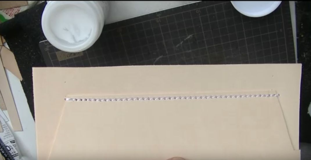 各パーツを仮止めした様子