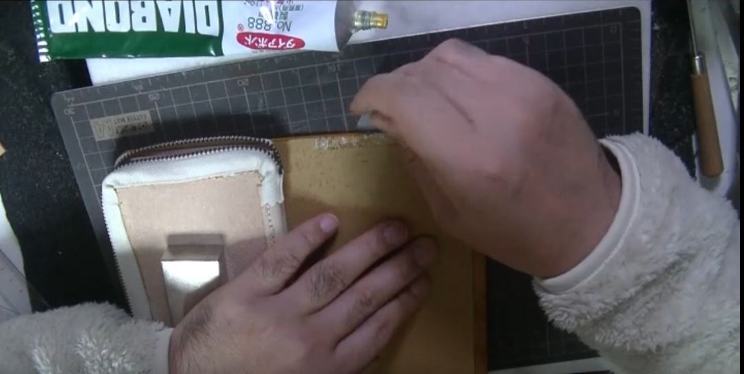 外装にダイアボンドを塗る